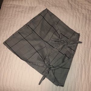 Black and White tied skirt from ruby and jenna